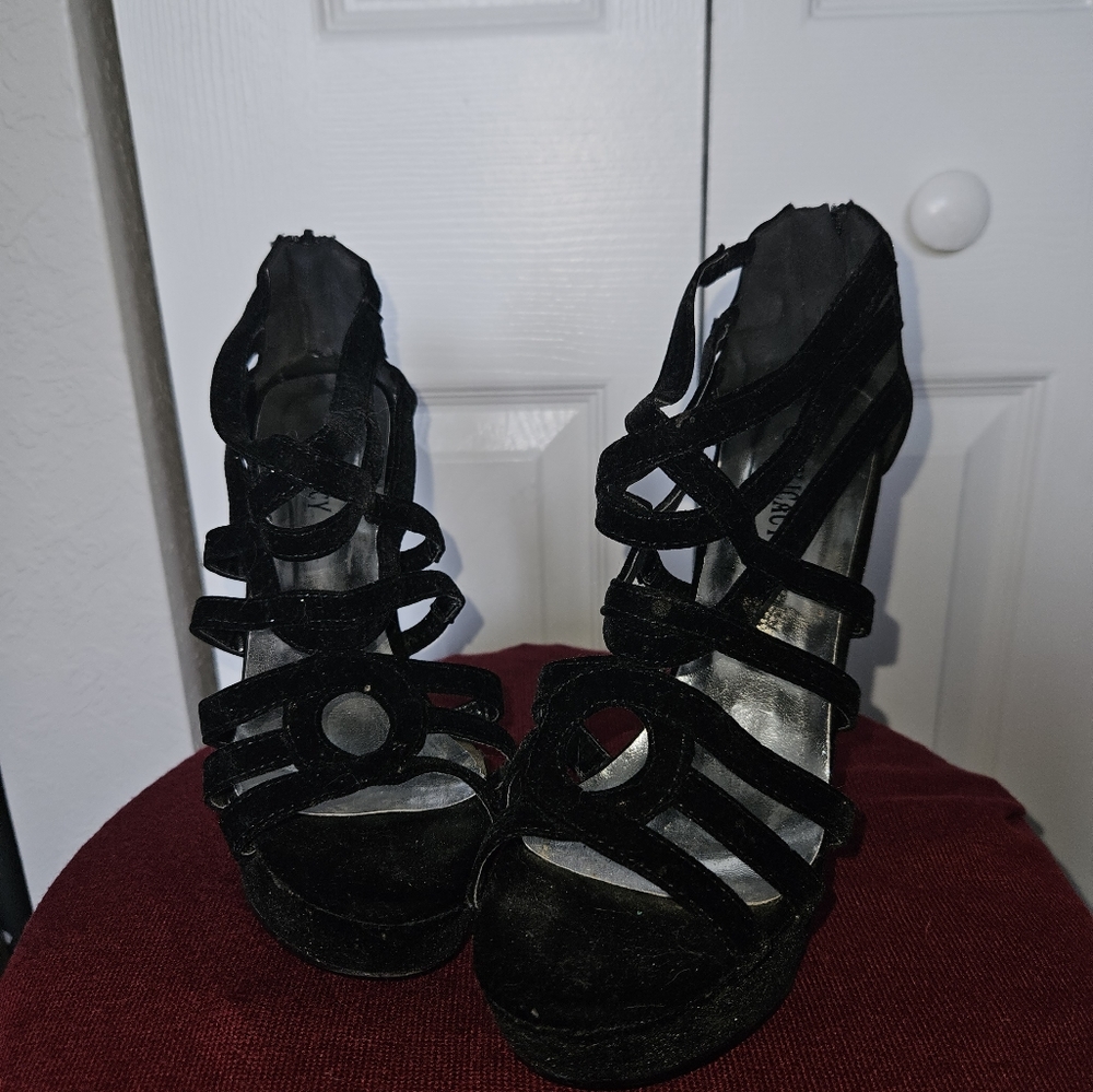 Black velvet heels